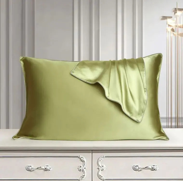 Arcyn Luxury Silk Pillowcase